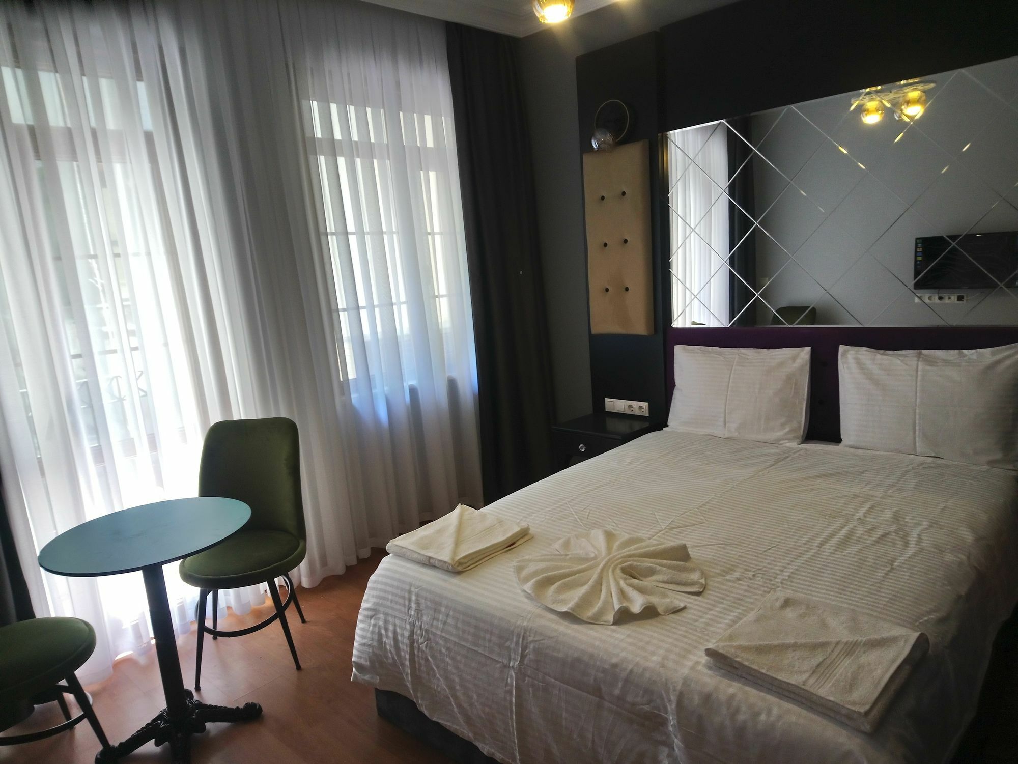 Royal Garden Suite And Hotel 伊斯坦布尔 外观 照片
